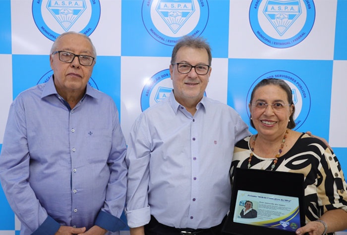 Eleni Aparecida dos Santos, sobre você o que a história nos conta